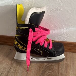 CCM Black Skates barely used